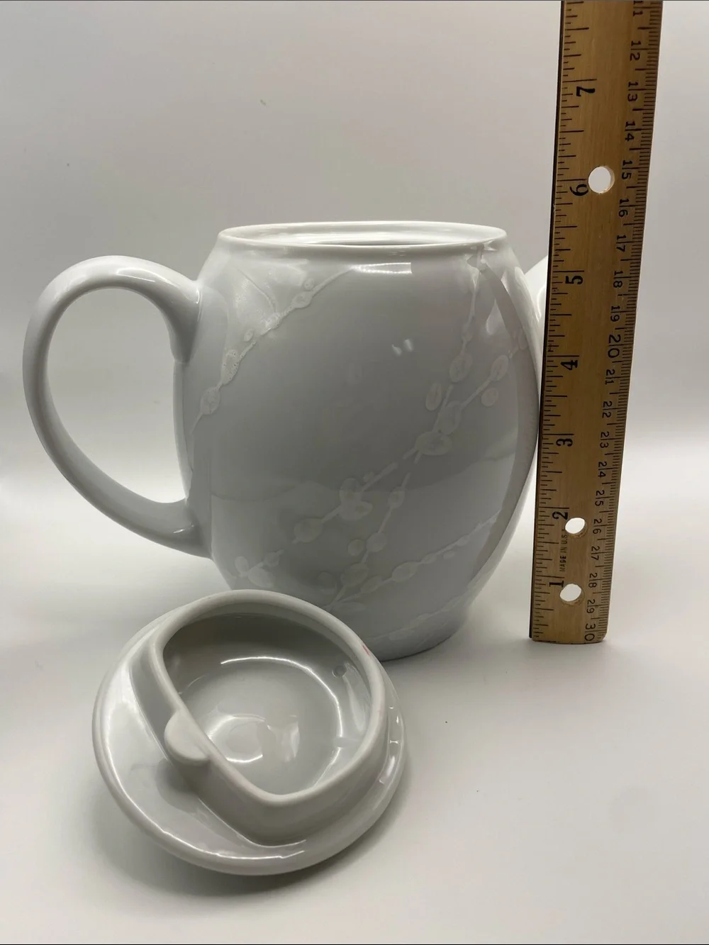 Teapot & Lid White Trace by Denby-Langley NWOT - Discontinued Piece